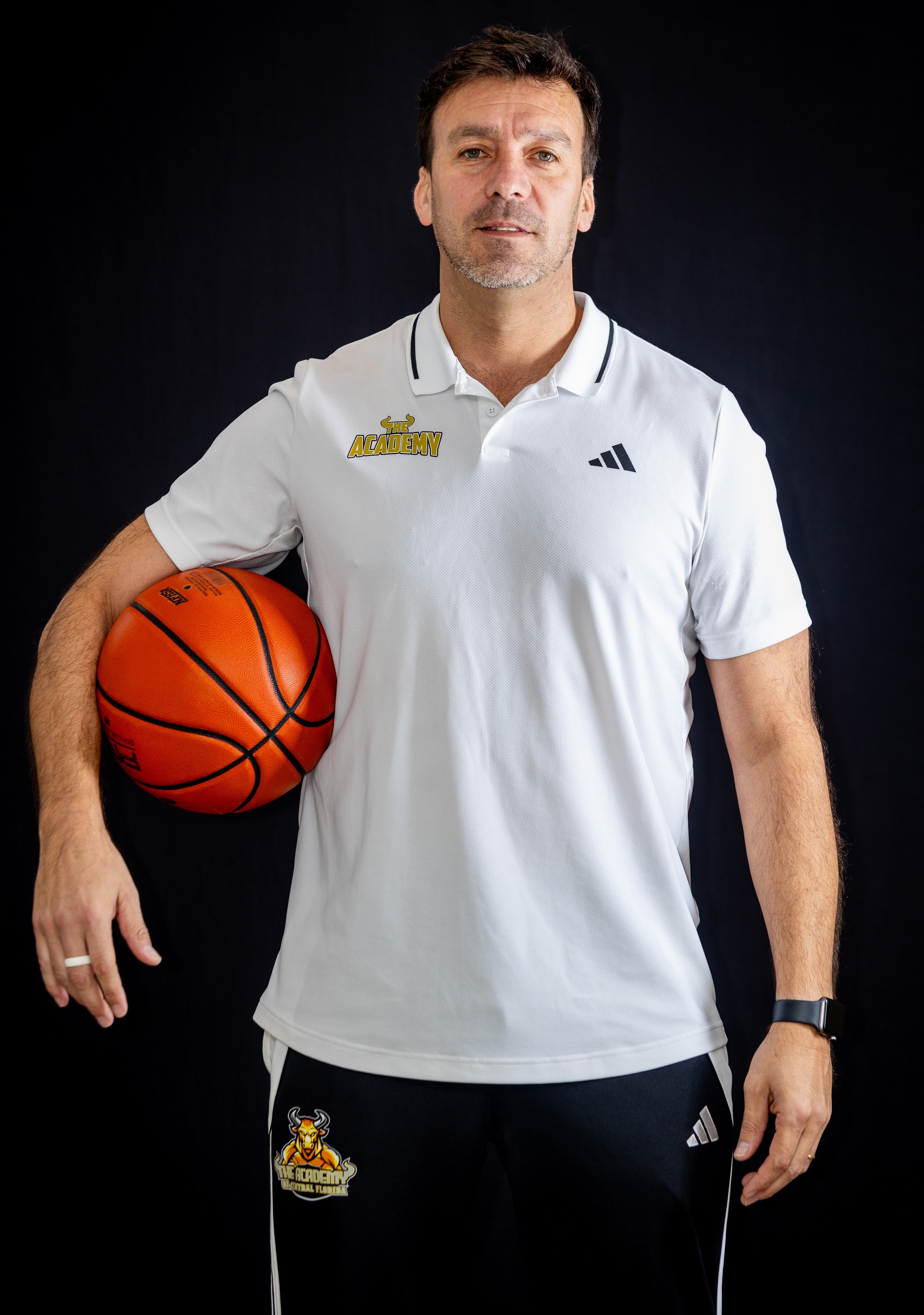 Galo Lara - Entrenador Profesional de Básquetbol